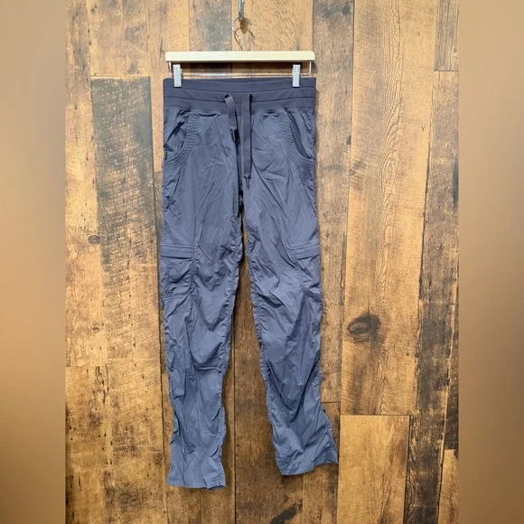 Lululemon Quick Step Pant
Coal size 6 EUC - Picture 2 of 5